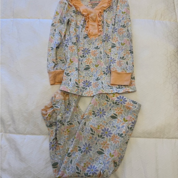 Magnetic me Floral Kids Long Sleeve Pajama Set with Ruffle Collar - Picture 5 of 7